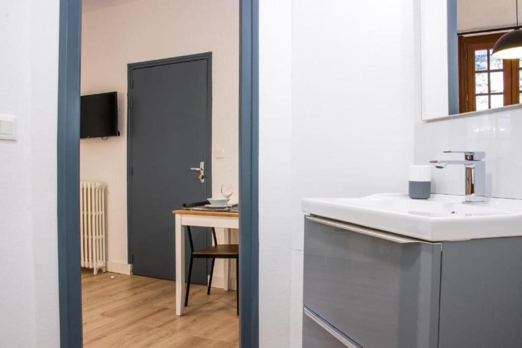 Le Descartes, A 50M De La Gare Fibre/Tv Connecte Apartman Poitiers Kültér fotó