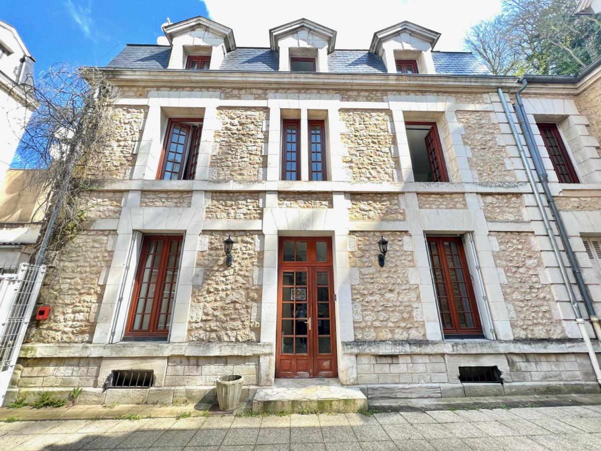 Le Descartes, A 50M De La Gare Fibre/Tv Connecte Apartman Poitiers Kültér fotó